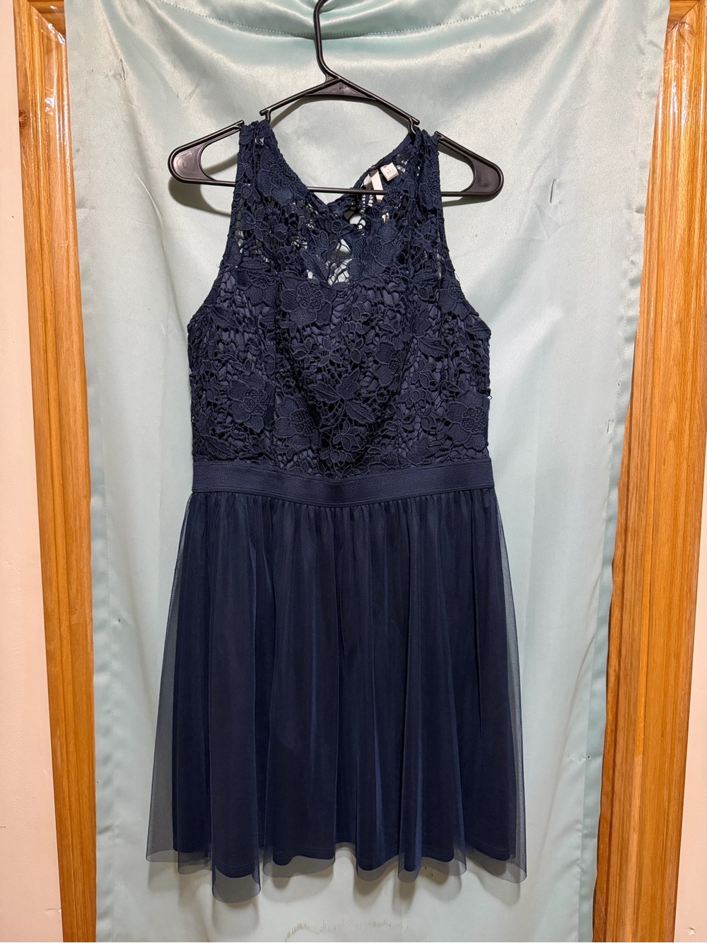 Lauren Conrad size Large L Navy Lace Bodice Tulle Skirt Dress